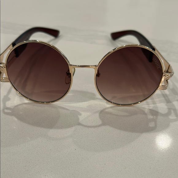 Versace Gold & brown Sunglasses Model 3871-1 GUC - Picture 10 of 12
